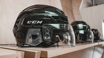 How to Size and Select a Hockey Visor