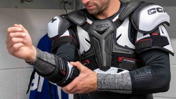 How to Put on Hockey Gear