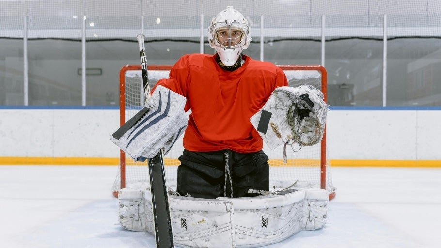 How to Size a Goalie Leg Pad