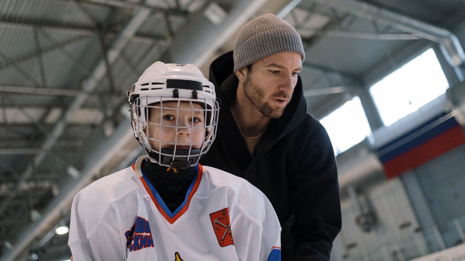 How to Select a Hockey Neck Guard