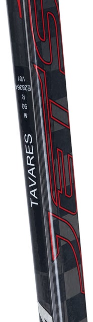 What Stick Does John Tavares Use? – HockeyStickMan