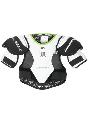 Winnwell Q5\Hockey Shoulder Pads