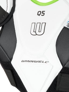 Winnwell Q5\Hockey Shoulder Pads