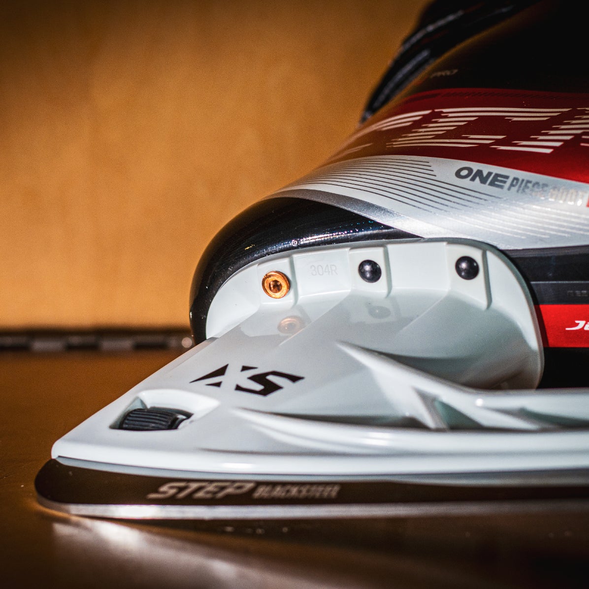 How to Select a Hockey Skate Blade and Holder Ice Warehouse